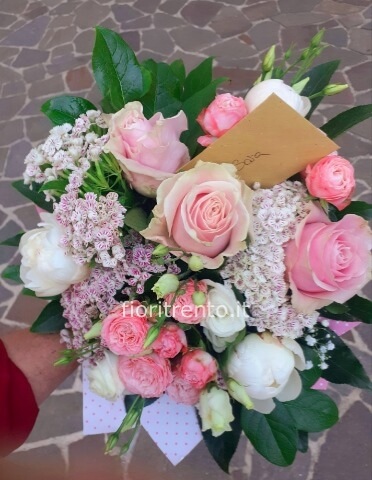 mazzo fiori misti di stagione